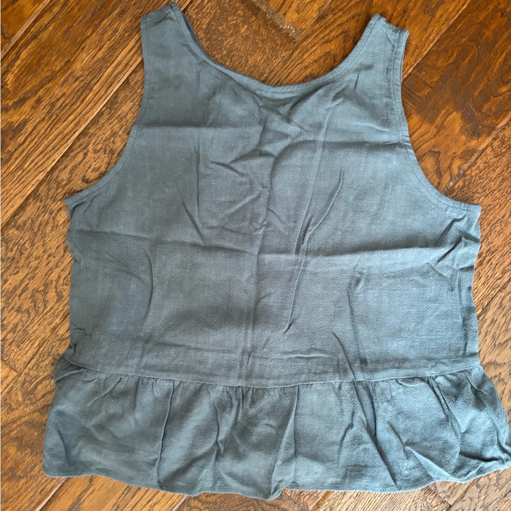 Two Piece Set - Picture 6 of 6